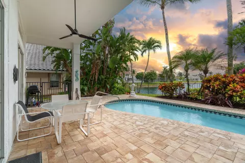 19699 Dinner Key Dr, Boca Raton, FL 33498