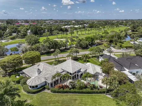 1440 Breakers W, West Palm Beach, FL 33411