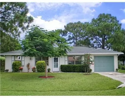 2241 SE Shipping Rd SE, Port Saint Lucie, FL 34952