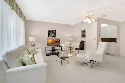 2043 Cambridge C, Deerfield Beach, FL 33442