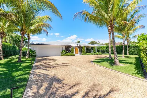 7711 W W Lk, Lake Clarke Shores, FL 33406