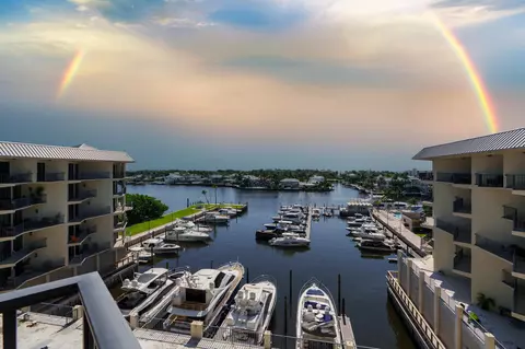 1035 S Federal Hwy #PH-9, Delray Beach, FL 33483