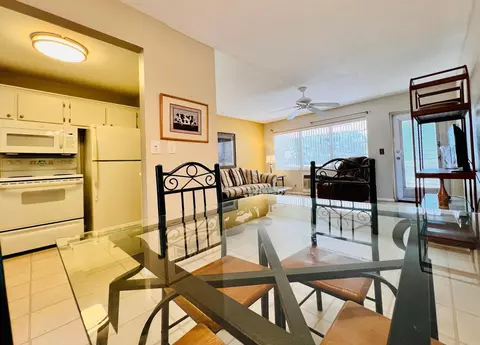 42 Andover B, West Palm Beach, FL 33417