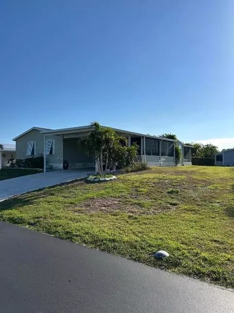 553 Tropical Isle, Fort Pierce, FL 34982
