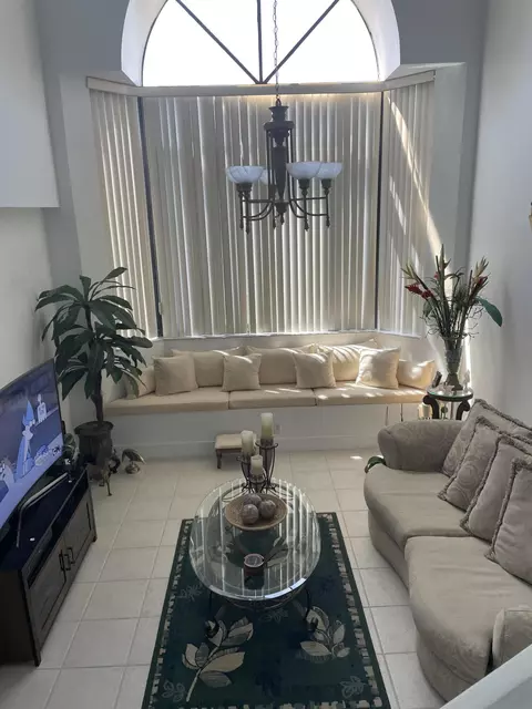 15499 N Miami Lakeway N #306-5, Miami Lakes, FL 33014