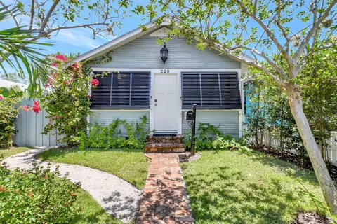 220 S L St, Lake Worth Beach, FL 33460