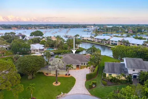 4020 SE Whiticar, Stuart, FL 34997