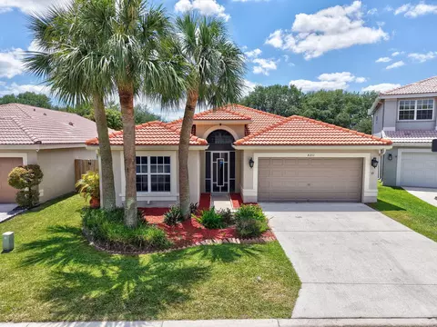8211 White Rock Cir, Boynton Beach, FL 33436