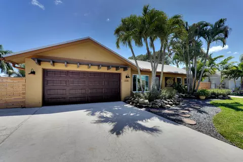 1258 NW 13th Ave, Boynton Beach, FL 33426