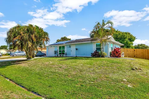 1897 SW Cameo Blvd, Port Saint Lucie, FL 34953