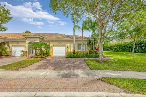 2270 Windjammer, West Palm Beach, FL 33411