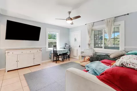6368 Bishoff Rd, West Palm Beach, FL 33413