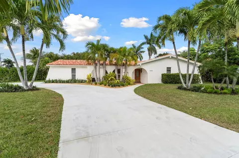 1441 Indian Rd E, Lake Clarke Shores, FL 33406