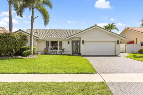 396 Sandalwood Ln, Boca Raton, FL 33487