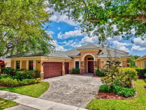 8950 Equus, Boynton Beach, FL 33472
