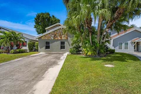 22304 Guadeloupe St, Boca Raton, FL 33433