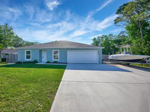 2268 SE Haddon St, Port Saint Lucie, FL 34984