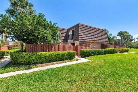 2308 23rd Ct #48D, Jupiter, FL 33477