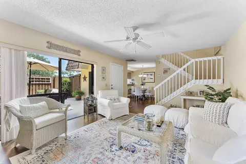 2802 28th, Greenacres, FL 33463