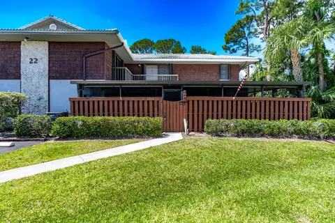 2203 SE Round Table Dr #C, Port Saint Lucie, FL 34952