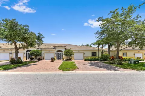 9827 Galleon Dr, West Palm Beach, FL 33411