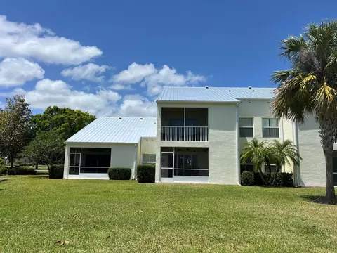 4220 Gator Trace Ave #5E, Fort Pierce, FL 34982