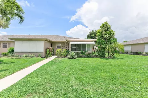 1347 NE High Point Way NE #D, Delray Beach, FL 33445