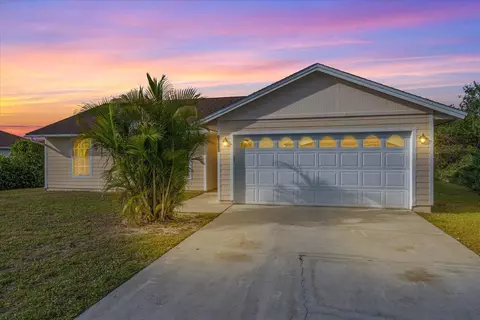 4686 SW Nackman Ter Ter, Port Saint Lucie, FL 34953
