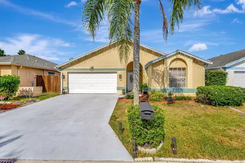 1275 Waterway Cove Dr, Wellington, FL 33414