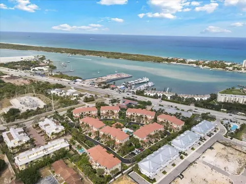 502 Del Sol Cir, Tequesta, FL 33469