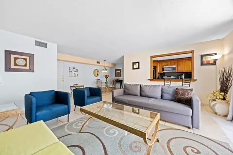 137 Golden Isles Dr #501, Hallandale Beach, FL 33009