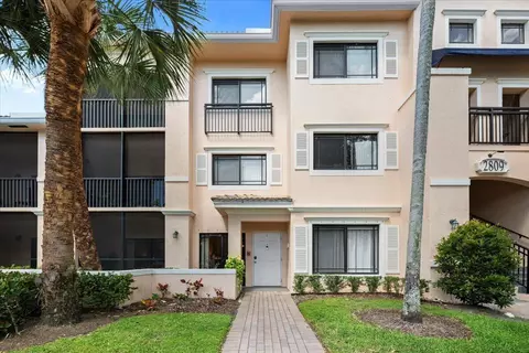 2809 Amalei Dr #107, Palm Beach Gardens, FL 33410