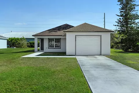 1950 SE Gena Rd, Port Saint Lucie, FL 34952