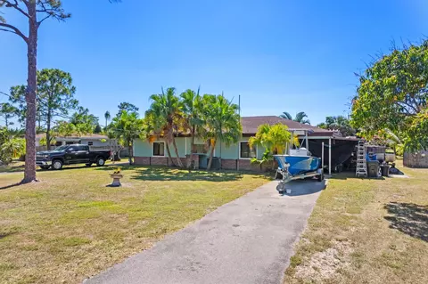4257 Gulfstream Rd, Lake Worth, FL 33461