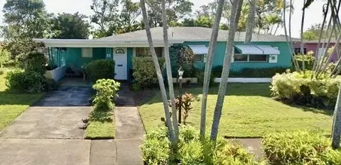 636 NW 5th St, Boynton Beach, FL 33435