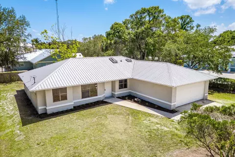 104 Germani Dr, Fort Pierce, FL 34982