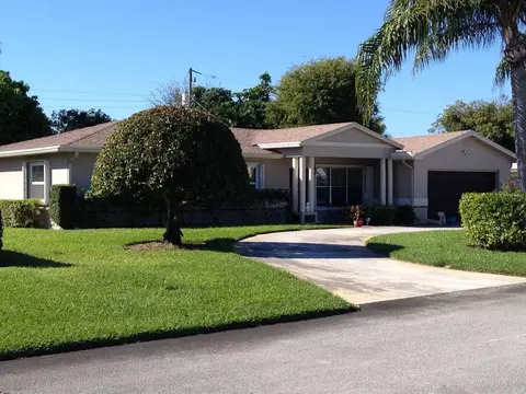 1410 Beta Ct N, Lake Clarke Shores, FL 33406
