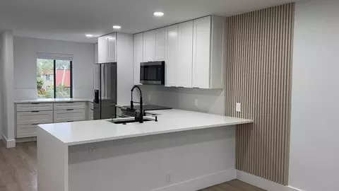 4489 Luxemburg Ct #201, Lake Worth, FL 33467