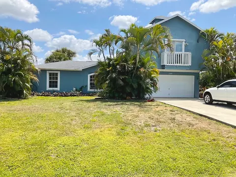 2310 SE Harrington Ave, Port Saint Lucie, FL 34952