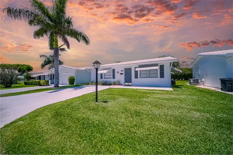 904 SW 24th, Boynton Beach, FL 33426