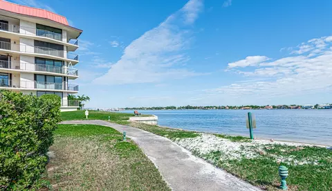 7020 Half Moon Cir #210, Hypoluxo, FL 33462