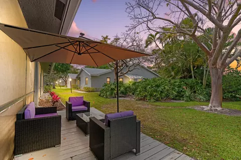 2707 Lowson #B, Delray Beach, FL 33445