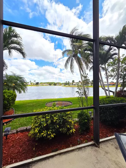 7194 Michigan Isle, Lake Worth, FL 33467
