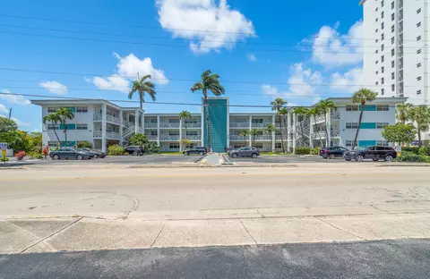 419 Golden Isles Dr #107, Hallandale Beach, FL 33009