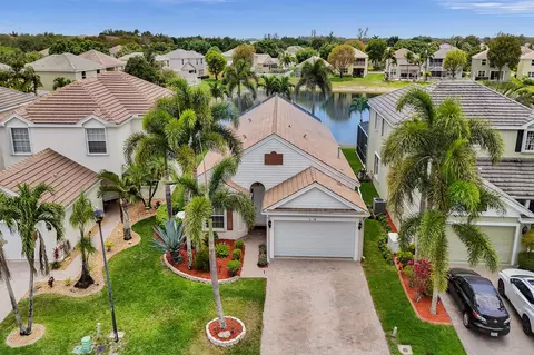 110 Newberry Ln, Royal Palm Beach, FL 33414