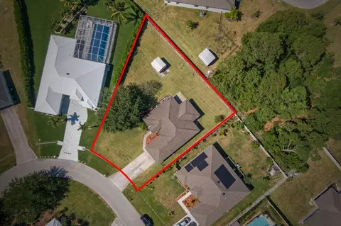 1146 SW Kalevala Dr, Port Saint Lucie, FL 34953