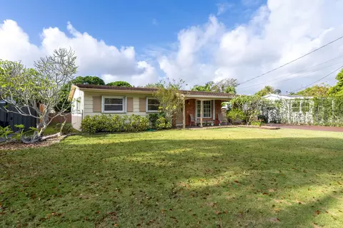8980 SW 157th St, Palmetto Bay, FL 33157