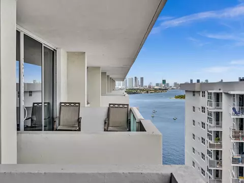 1200 West Ave #PH19, Miami Beach, FL 33139