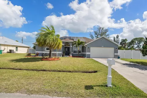 1991 SE Dock St, Port Saint Lucie, FL 34952