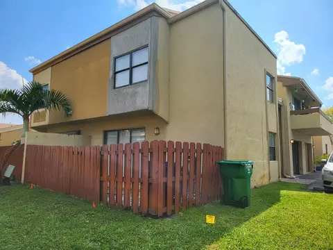 2925 E Missionwood Cir #C-24, Miramar, FL 33025